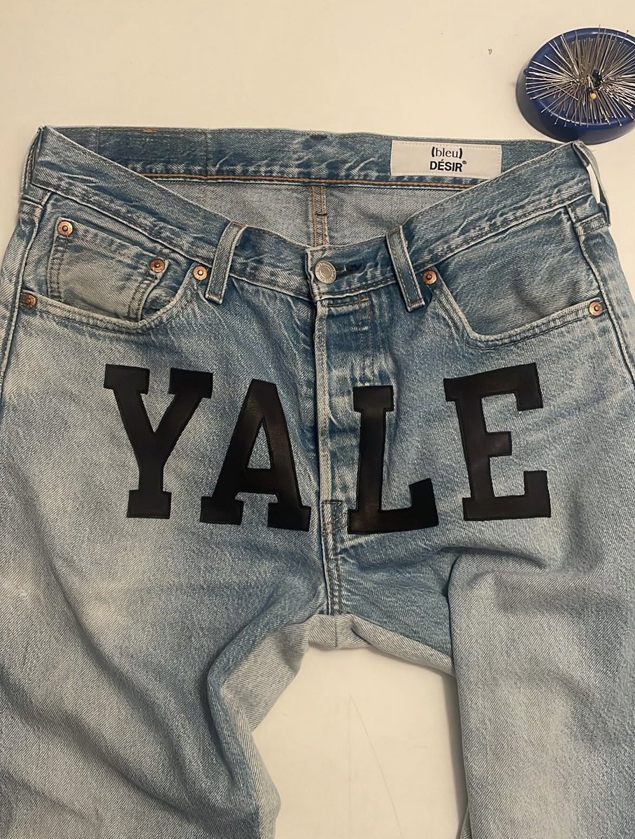 bleubleudesir's tweet photo. sending orders yuh https://t.co/ZHVhXCorhX