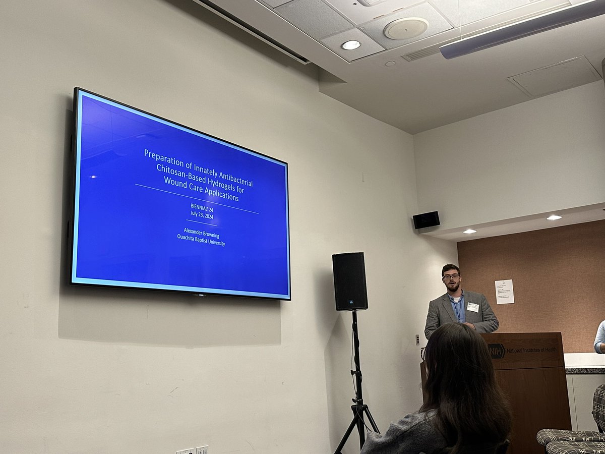 HamiltonPolyLab's tweet image. So many things to catch up on but trust is our first day at the #SuREBiennial where summer researchers Tatum and Alex will present their research progress!