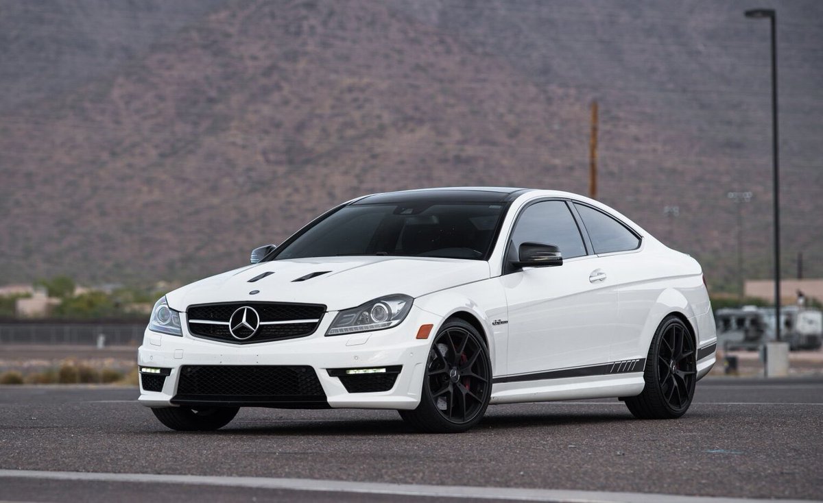 RealMechaMayhem's tweet photo. C63 AMG https://t.co/mRuphfVFK8
