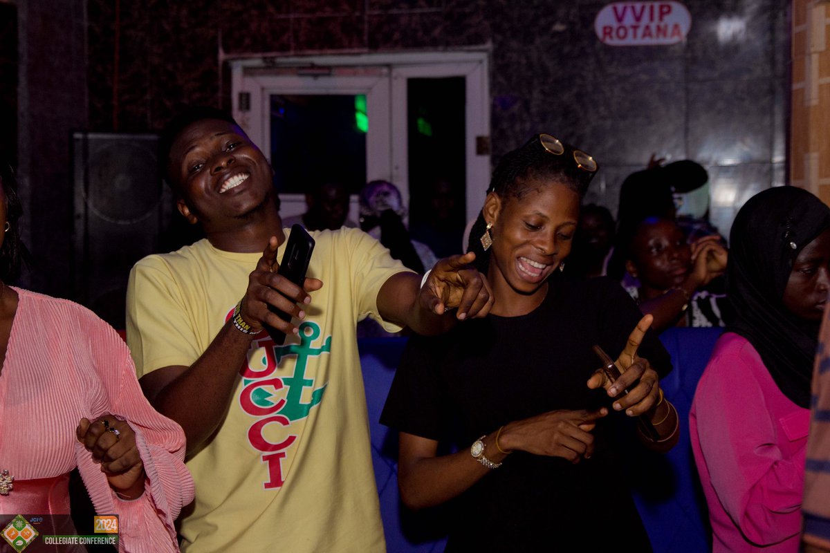 JCIN_Collegiate's tweet photo. β¦..with energy and excitement.
Thank you to everyone who made it a night to remember! π
#SEE
#InspireTheFuture
#JCINigeria
#JCINigeriaCollegiate
#TheParadigmShift
#CollegiateConference24
#harmony24
2/2. https://t.co/R0EatzQwQB