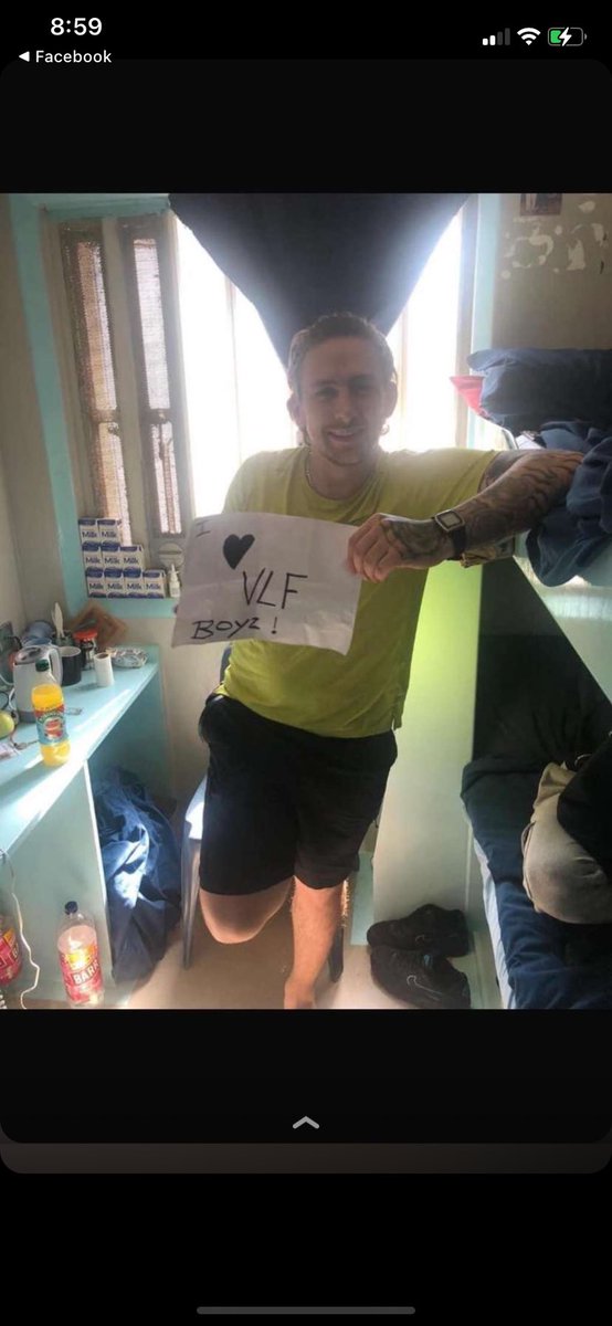 Crewe’s top boy on the wing with vale 🤣🤣 Fanny