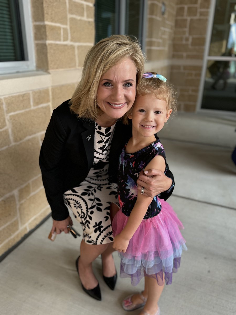 Sarah Sullivan tweet media