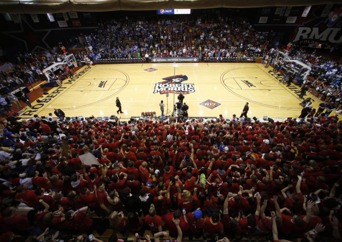 XavierMclean88's tweet photo. After a great conversation with Coach George I’m excited to announce I have a received an offer from Robert Morris University https://t.co/shmSrUfNkV