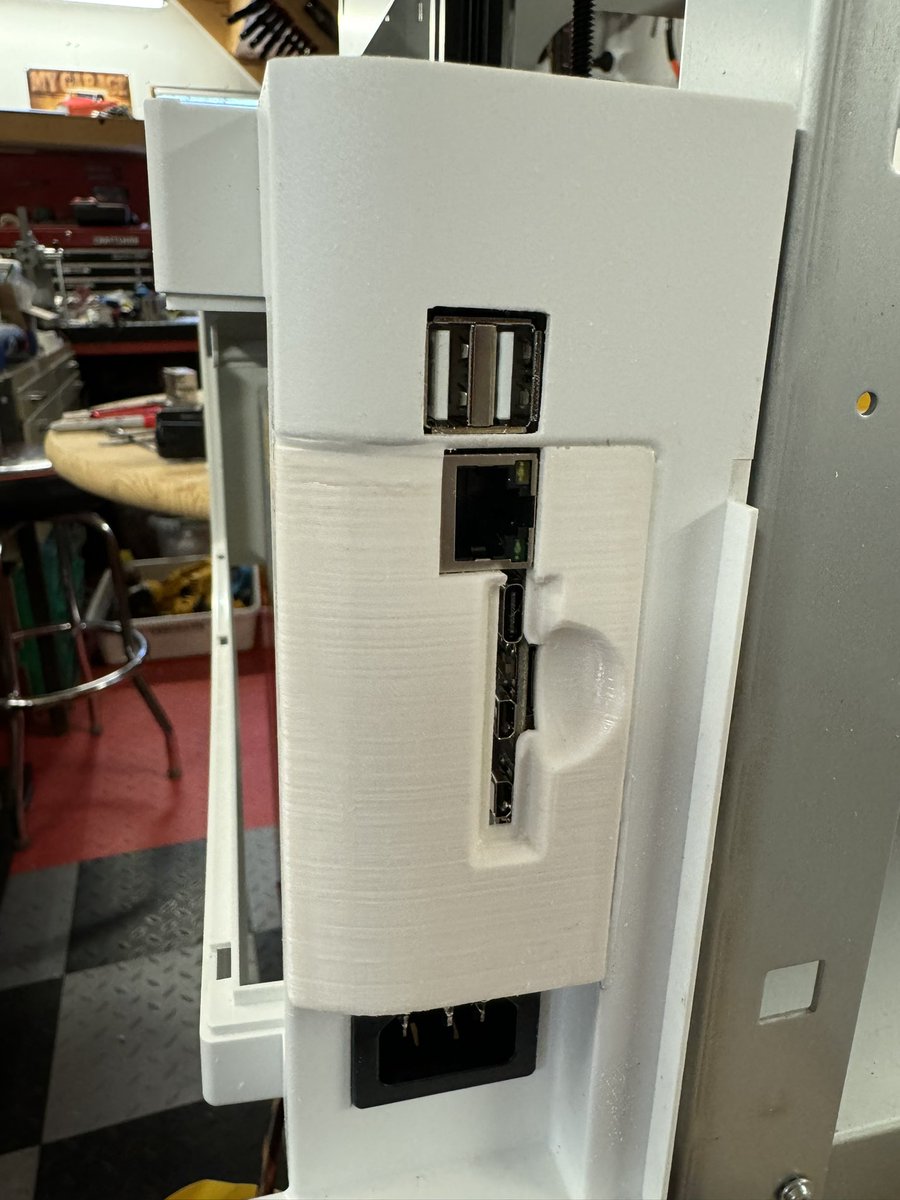 NAK 3D Designs #WhiteKnight #MRRF2022 #ERRF2022 tweet media