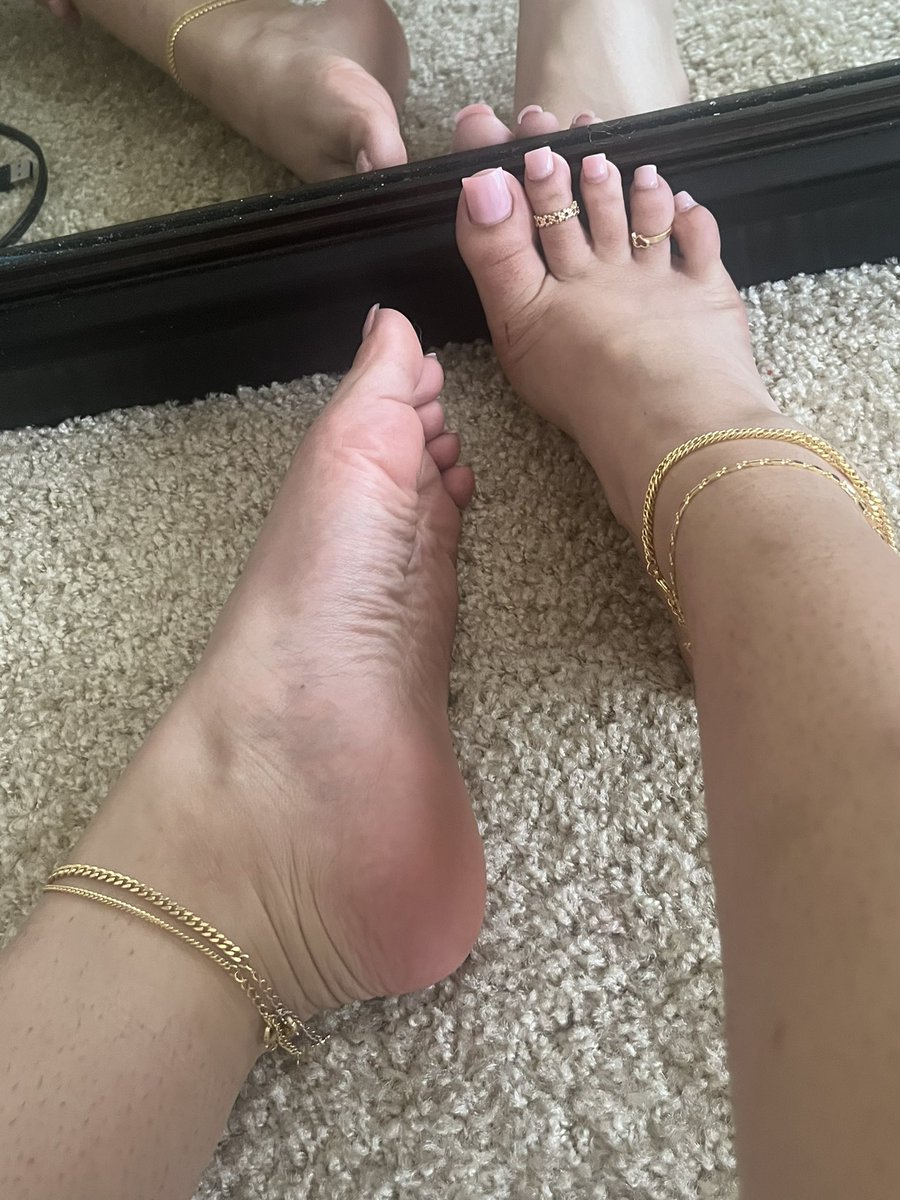 On some chill shi🎀