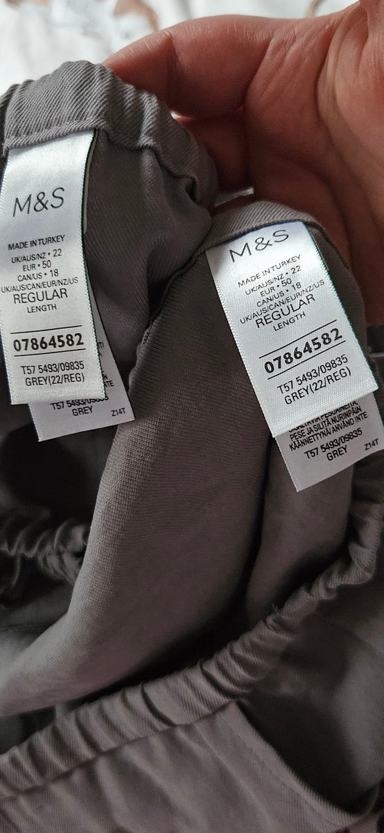 jenjj11's tweet photo. @marksandspencer brought a pair of these lovely trousers in the mk branch a few weeks ago loved them so much I bought another pair online has no more in store I didnt try them on as i had already had a pair skip to a few weeks later i put the new ones to find they are a good bit https://t.co/PldJAJRY62