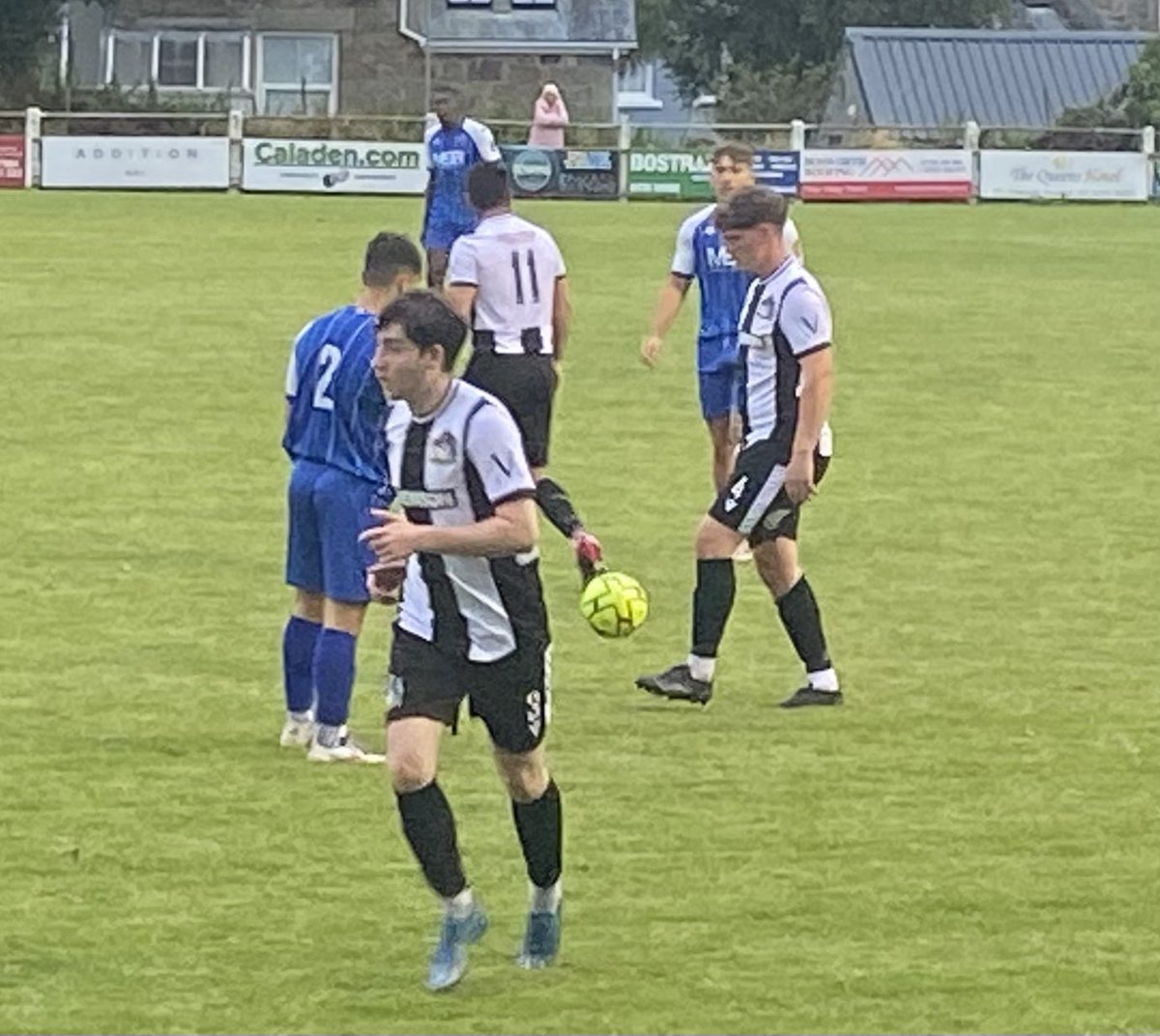 ajmunro1607's tweet photo. Full time… Penzance 2…Helston development 0.. £3 well spent.. really enjoyed that.. 10/10 effort from both sides.. thank you 🙏🏻..⚽️⚽️ see you soon. And safe travels home everyone..#Cornishfootball https://t.co/nCc3nwDhXa
