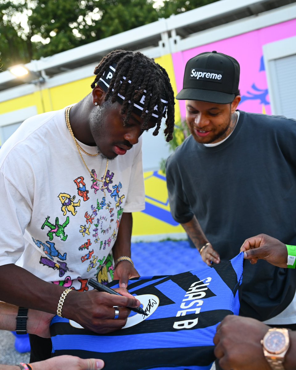 .<a href="/ogchaseb/">CHASE B</a> 🤝🎶🖤💙

#ForzaInter