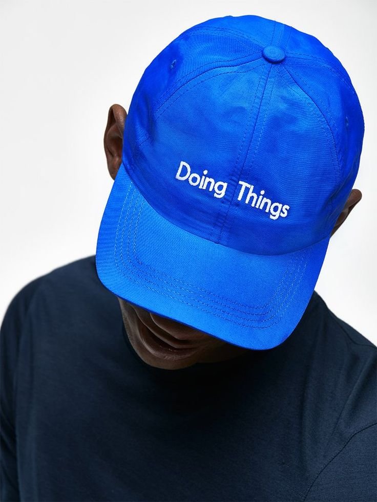 ecommercequeen's tweet image. #doingthings was a perfect slogan and hashtag

While Nike and Lulu were pushing you to your limits as an athlete

OV cemented the idea that casually being active or "doing things" was cool

Plus they dropped these iconic hats that you still see all the time ATX