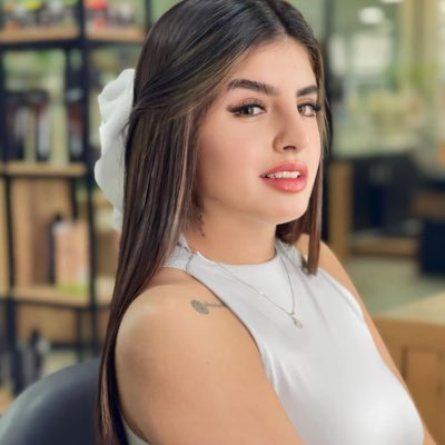 ionitahamilton's tweet photo. #NuevaFotoDePerfil https://t.co/W1cz1buZjZ
