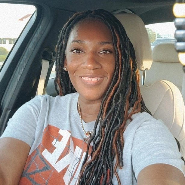 Quishaevans's tweet photo. #NewProfilePic https://t.co/TGL8NUjZze