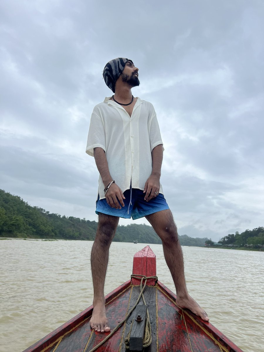 HasibRakhi's tweet photo. Chill 🤟 https://t.co/FoF0uOAoXE
