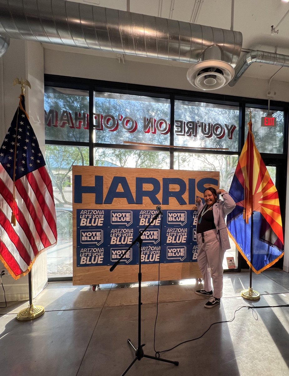 HaswoodForKS's tweet image. Let’s get Harris elected! Super excited to have spent last evening with Arizona Natives for Harris! AZ, yall do the work! The Native vote was able to get Gov. Hobbs, Mark Kelly, &amp;amp; Biden to office! 

I am cheering you on from KS!

#nativevote