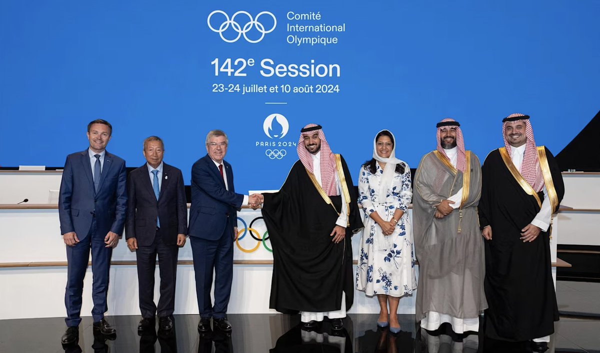 alekhbariyaEN's tweet image. IOC Enters New Era with First Olympic Esports Games in #SaudiArabia, 2025: Proposal Unanimously Endorsed by Executive Board

#IOCSession 
#Olympics 
#EKHNews_EN