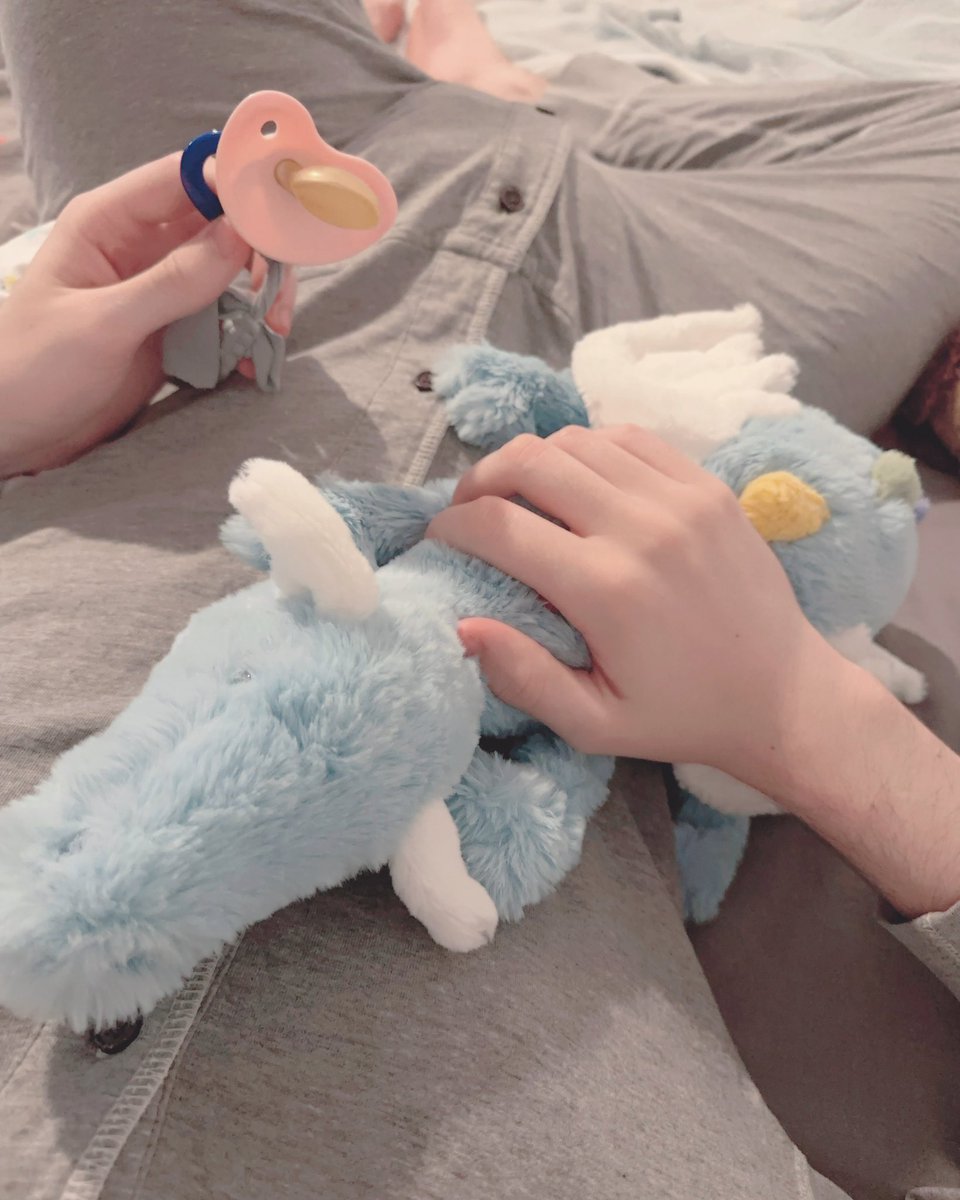 ☁️ lil code 🍼 (@abdl_code) on Twitter photo 