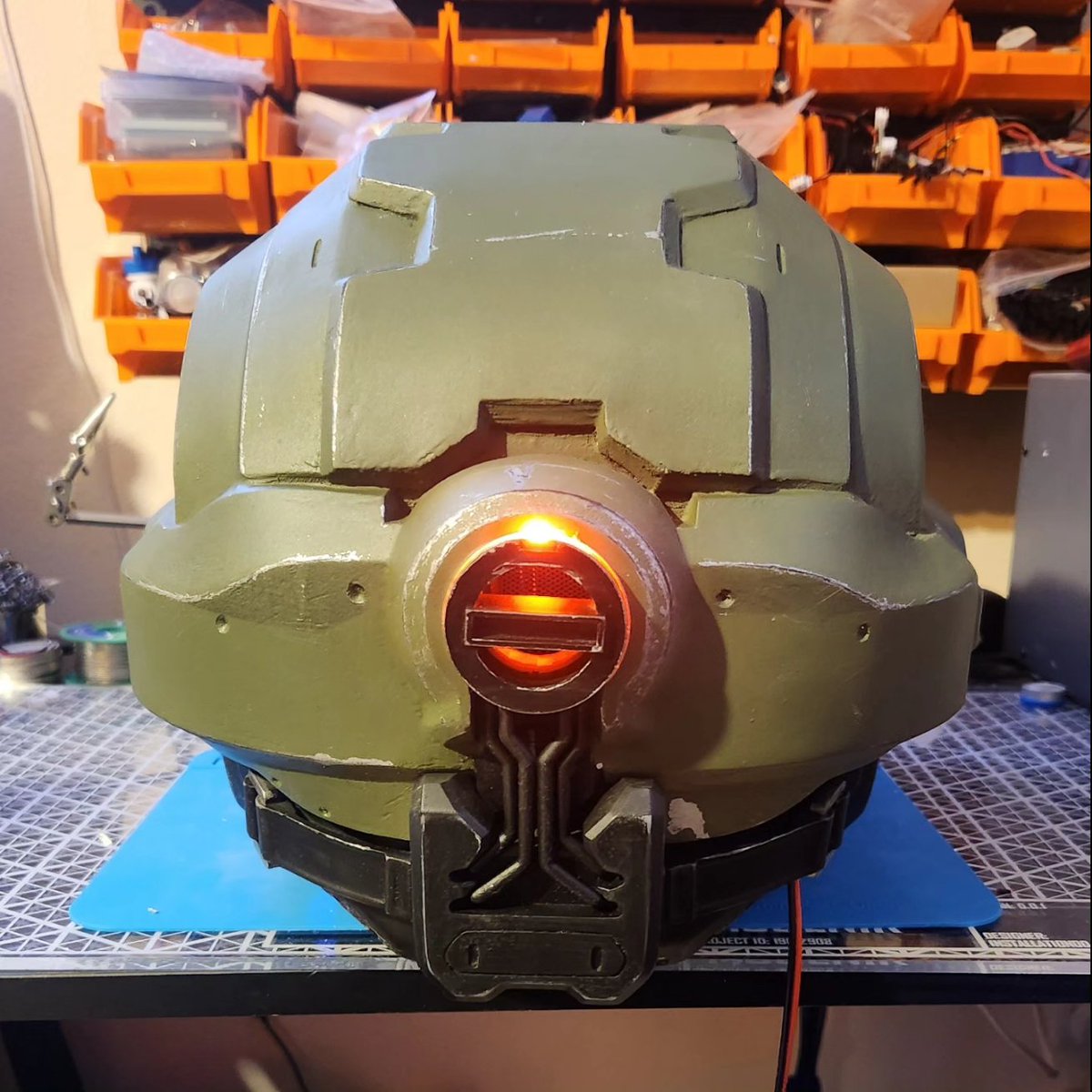 Installation001's tweet photo. Fred-104 helmet complete. Visor is 3D printed by @PCBWayOfficial. The shell was made with a @Phrozen3D Sonic Mega 8KS Printer and an @anycubic3dprint Kobra Max, and contains air con, comms gear, Auditory system, torches and filtered breathing fans reverse engineered from Project: MJOLNIR. Upgrade Kits are in development.