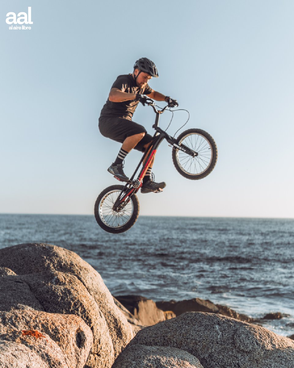 alairelibrecl's tweet photo. Deportista chileno multicampeón busca apoyo para competir en la Copa del Mundo de trial 🚲 Al no ser un deporte olímpico, el trial no cuenta con aportes económicos de la federación ni el Comité Olímpico de Chile.

👉🏼 https://t.co/gp7INxM8iR https://t.co/3Np4Hf0BYs