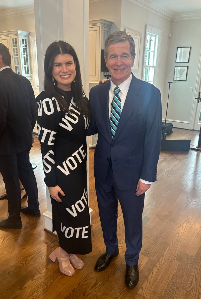 rfeinglos's tweet photo. I know who I would pick for VP 👀 https://t.co/YR2rDN2Pps