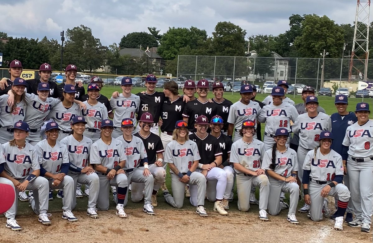 lunchmckenzie's tweet photo. Watched the USA⚾️Women’s National Team 2nite@CSP in their last exhibition game in the US B4 going 2 Canada 2 play 4 a World Championship. SO well coached &amp; fundamentally sound. Players &amp; coaches exhibited high ⚾️ IQ’s throughout the game. Let’s Get Behind This Team!
USA⚾️4L/ILBU https://t.co/oz27ASm8Vp