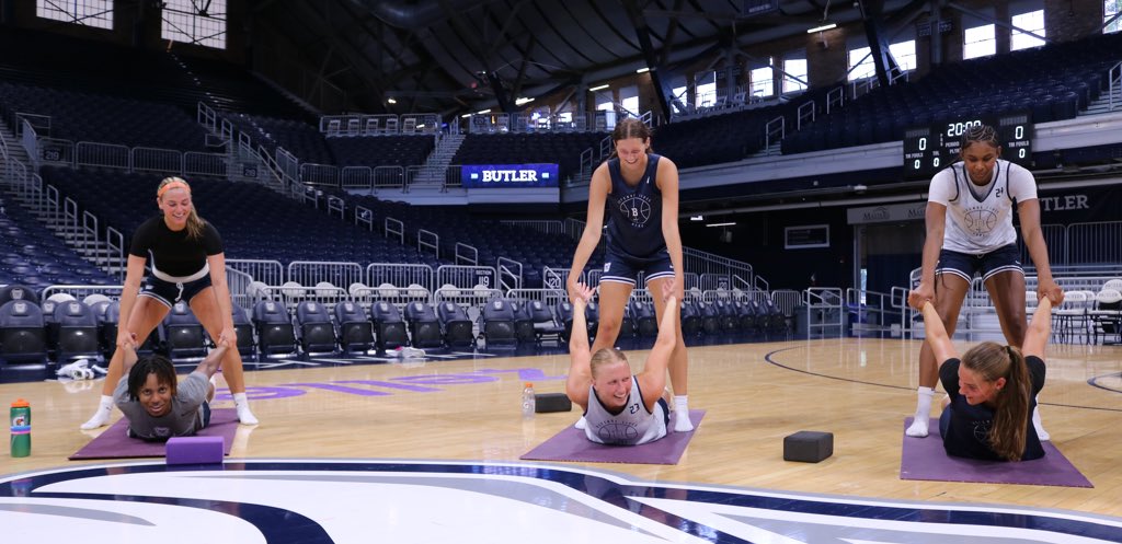 Team yoga with Hall of Fame Alum, Lade Akande. 🧘‍♀️😃🫶🏻

Thankful for incredible alum whom we can’t wait to see at our alumni event on August 9th!

#4us