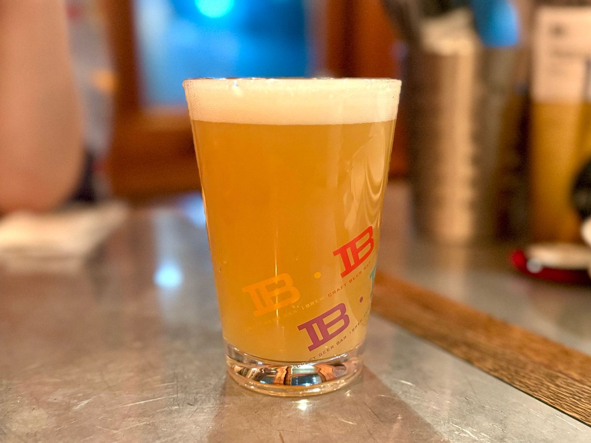 HiyaKuma0617's tweet image. #StuMostow / ART +77 Thiolized
グラッシー🌳な香り
果汁100%オレンジジュース🍊、お茶🍵、パイン🍍、森林浴、とってもハーバル
後味はすっきり
お水に浸けたオーツ麦を使ったとってもニゴニゴで滑らかなマウスフィールがとっても美味しいおビール🐻‍❄️
#ibrew 銀座 #ひやくまの冷蔵庫