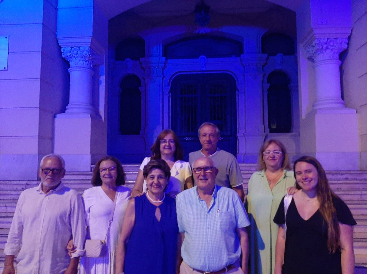AasSjogren's tweet photo. Málaga y sus municipios se suman a este Dia Mundial del Síndrome de Sjögren 💪 reivindicando: + investigación, diagnóstico precoz, Equipos Multidisciplinares,  medicamentos y los denominados cosméticos que se incluyan en la https://t.co/l04x4vkBih💪 https://t.co/foofG2Zr8s