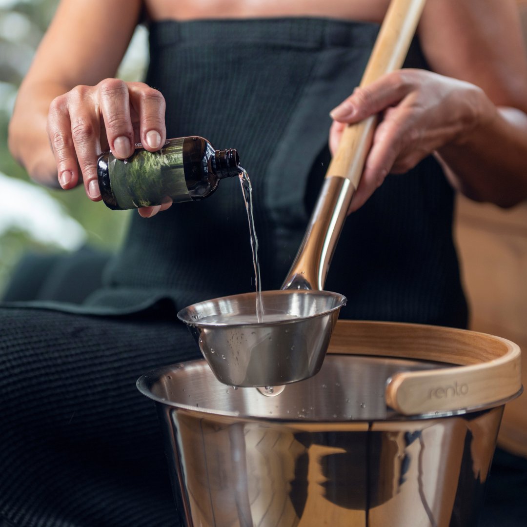 Immerse yourself in a world of relaxation by adding an aromatic fragrance to your traditional sauna. 
Eucalyptus, Midsummer, Citrus, Wood Tar, or Arctic Berry - what'll it be?