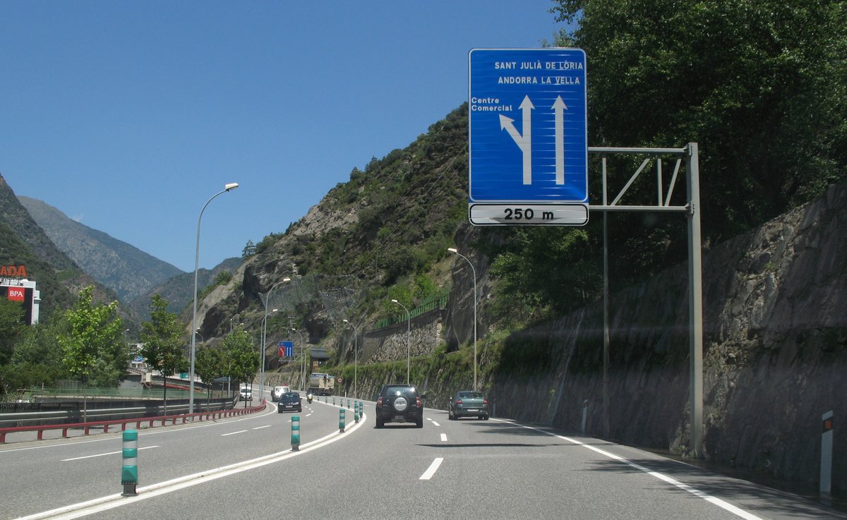 FrigoExpress.Es ║ El #Transporte con Andorra quedará integrado en la Unión Europea: Hasta ahora la regulación del #Transporte entre España y Andorra venía regulado en un convenio bilateral suscrito en 2015 que exige disponer de una autorización… dlvr.it/T9zcRp