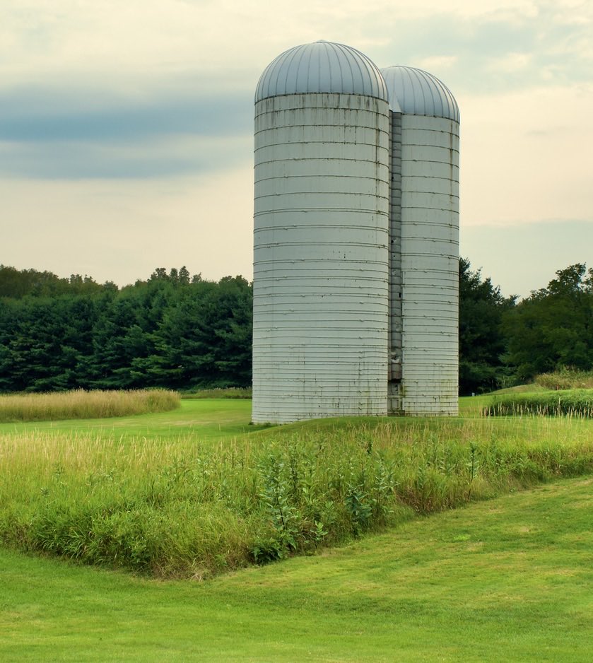RoppityPhotos's tweet image. #Landscape #Photography #Silos #Golf @unionvalegolf #PhotographyIsArt 
Some of my favorites from golf outing with the boys.