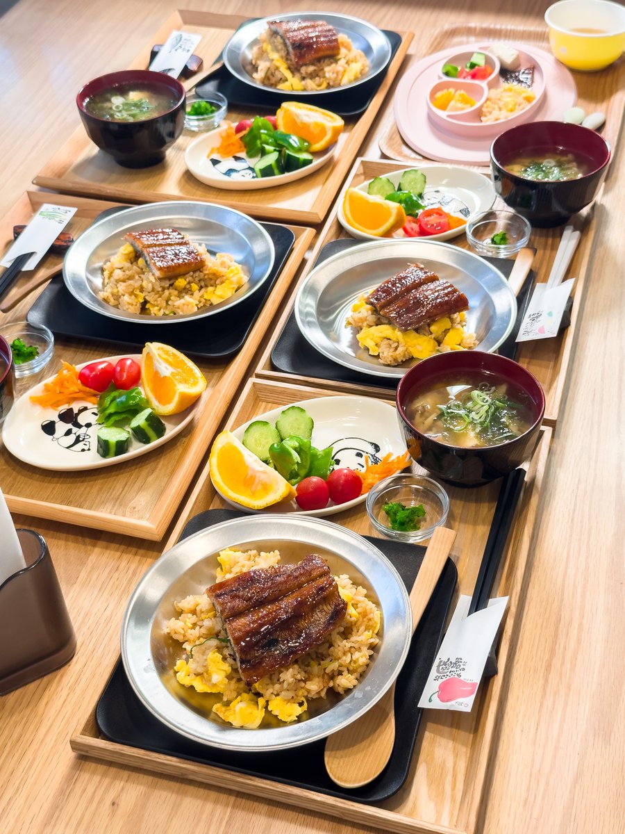土用の丑の日の朝ごはんは、うな玉チャーハン