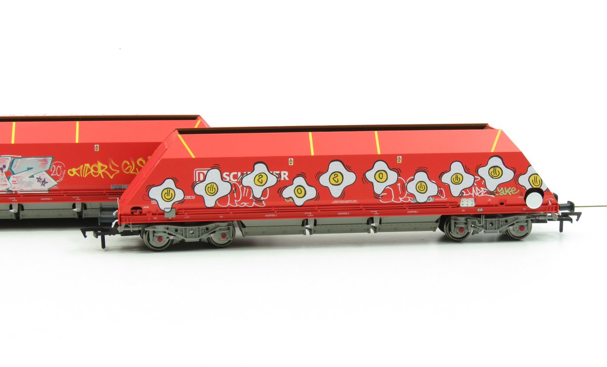 Rainbow Railways tweet media
