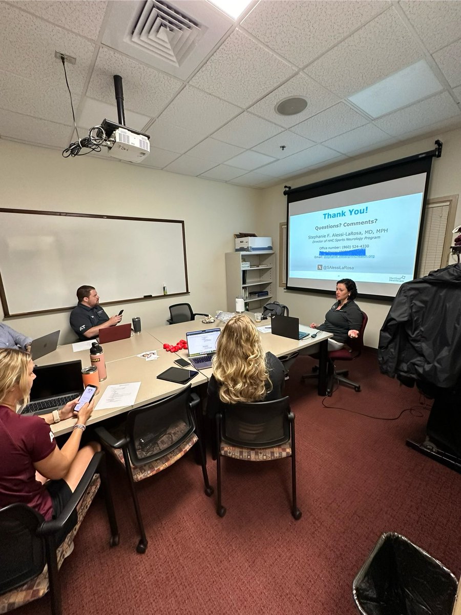 Nice to meet with the ATCs at Springfield College today! #sportsneurology <a href="/HartfordHealthC/">Hartford HealthCare</a>