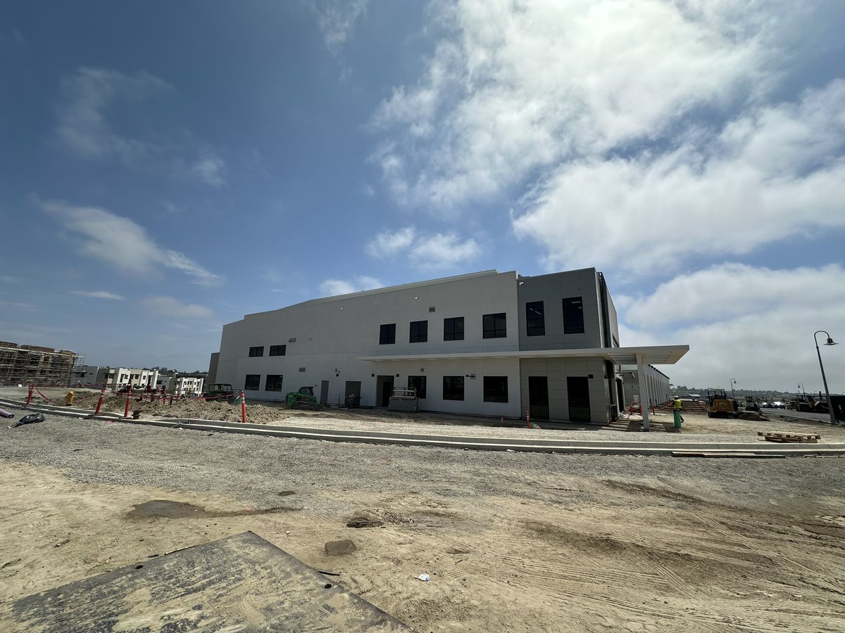 TriCityHospFdn's tweet photo. Thank you to everyone at @FrontwaveArena for hosting us and the fabulous tour of the facility! We can’t wait for the arena to open and may have news coming very soon… 🤫👀

#frontwavearena #arena #sports #clippers #sockers #venue #concert #sandiego #northcountysd https://t.co/fQyjYPDRYu