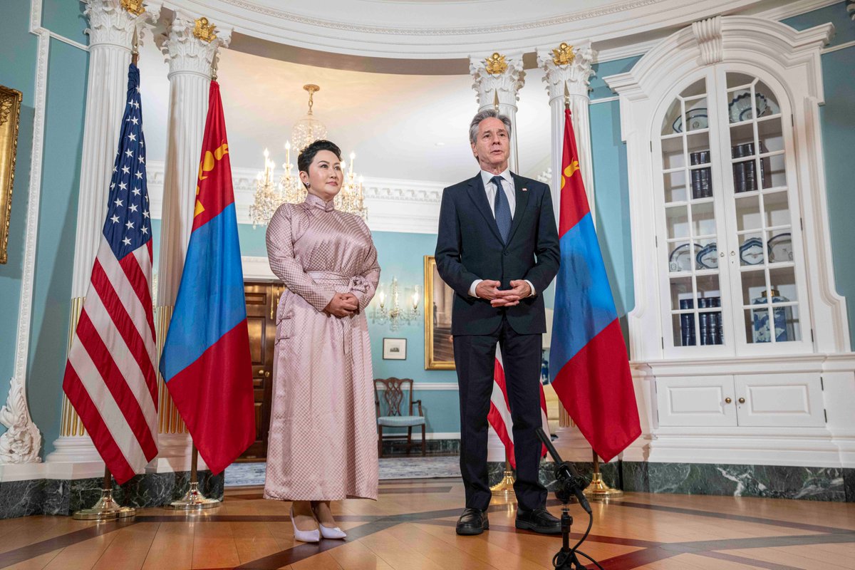 Today I welcomed Mongolian Foreign Minister <a href="/BattsetsegBatm2/">Battsetseg Batmunkh</a> for the U.S.-Mongolia Comprehensive Strategic Dialogue. We highlighted the deep, strategic ties between our two countries.