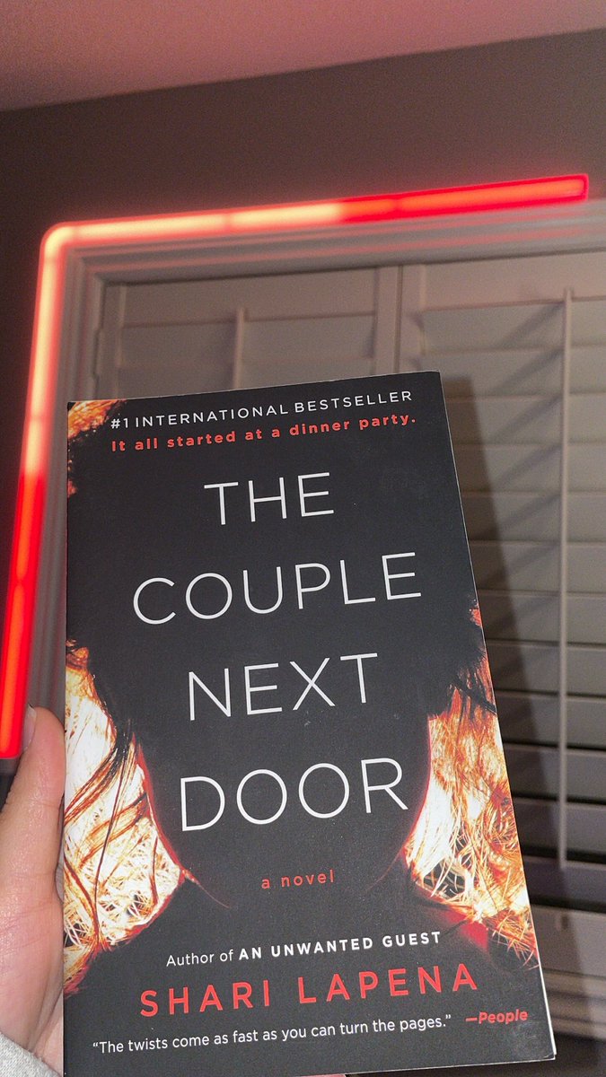 Mrsm000_'s tweet photo. When I’m not playing Valorant🥲I enjoy reading 🥰 here are a couple books I’ve read recently #VALORANT #TwitchAffilate #booklovers https://t.co/MRr6yahvJ0