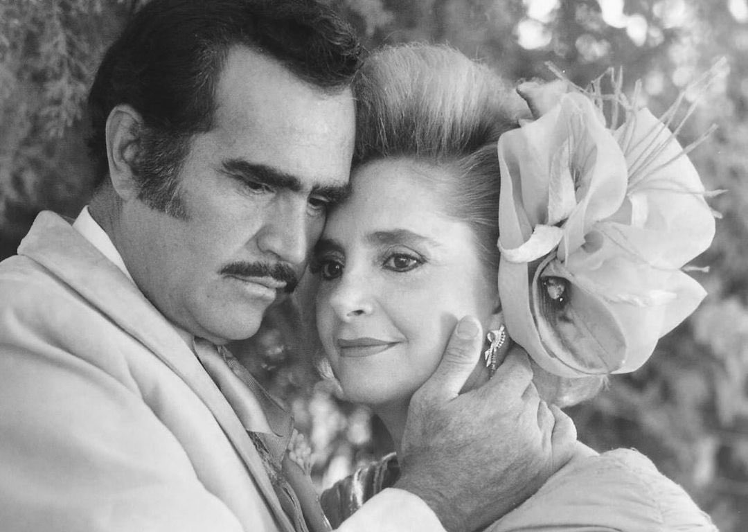 Hoy celebramos con alegría y gratitud los 79 años de Cuquita. En este día tan especial, todos sus seres queridos se unen para honrar su legado y celebrar los maravillosos recuerdos que ha creado a lo largo de los años. Cuquita, que sigas siendo bendecida con salud, felicidad y