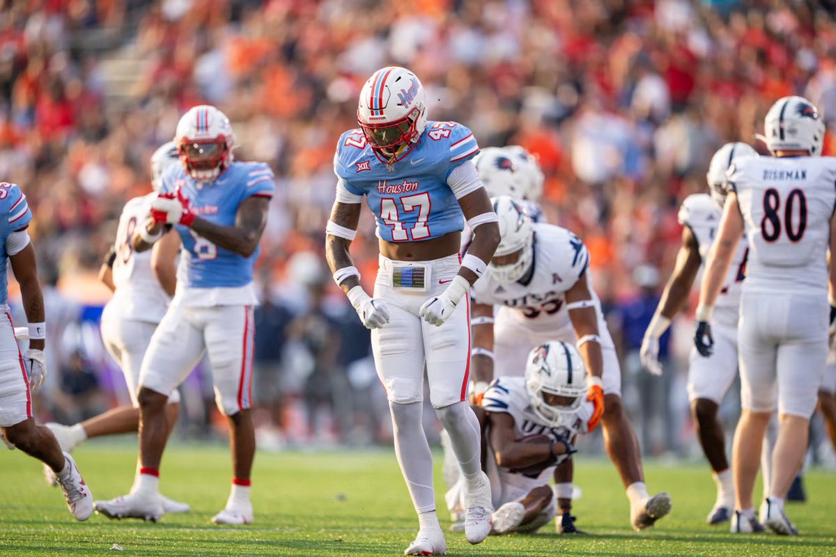 Yaheim Riley (@yaheimriley) on Twitter photo #AGTG after a great conversation with <a href="/CoachJCY/">Josh Christian-Young</a> I am blessed to receive an offer to further my education and play football at <a href="/UHCougarFB/">Houston Football</a>
<a href="/coachWillCo/">Colin Williams</a> <a href="/joe_rauls/">Joe Rauls</a> #AGTG after a great conversation with <a href="/CoachJCY/">Josh Christian-Young</a> I am blessed to receive an offer to further my education and play football at <a href="/UHCougarFB/">Houston Football</a>
<a href="/coachWillCo/">Colin Williams</a> <a href="/joe_rauls/">Joe Rauls</a>