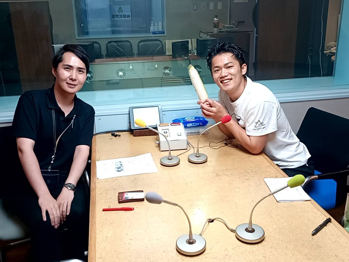 chodo_obc's tweet image. 【#ゲストでござる】
SNS動画コンサルタント・佐藤大将さんにお越しいただきました。

YouTubeチャンネルの登録者数を増やすためには…というお話などを伺いました。

nna-osaka.co.jp/staff/sato_tai…

#ニュースでござる #ラジオ大阪 #藤川貴央