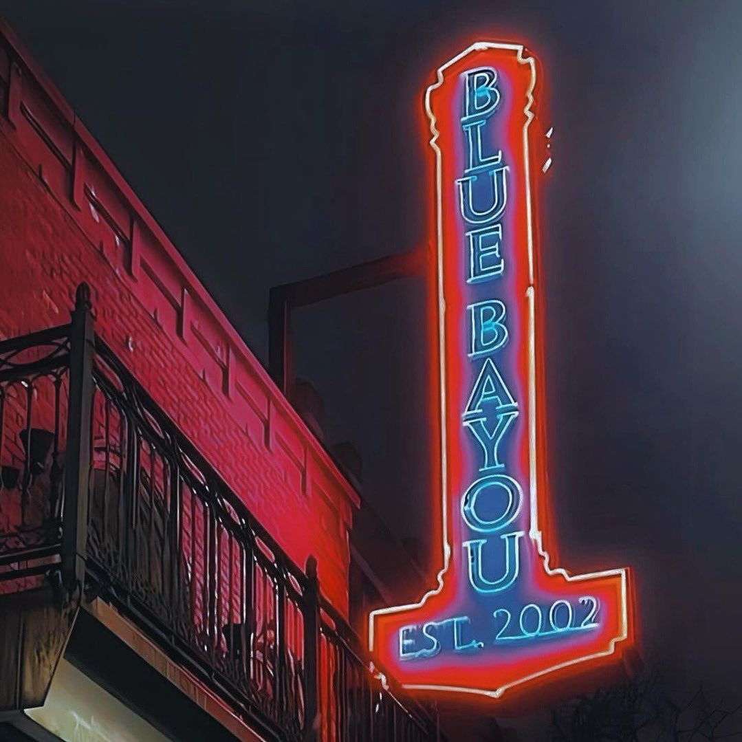 SouthportCor's tweet image. 📷 • @bluebayoubar Turning the lights back on this August. 😉💡 Stay tuned for the opening date! 👀
.
.
.
#comingsoon #reopening #august2024 #bluebayou #bluebayouchicago #chicagorestaurants #chicagoeats #chicagobars