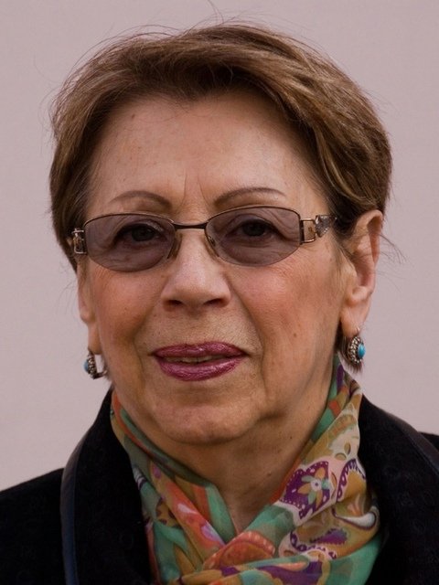 igorsushko's tweet photo. Russia: Renowned economist Valentina Bondarenko fell out of her window in Moscow and died.
"Injuries sustained were not compatible with life."
Her career focused on long-term socio-economic forecasting and modeling in Russia. 📉 https://t.co/tkROfmsPIX