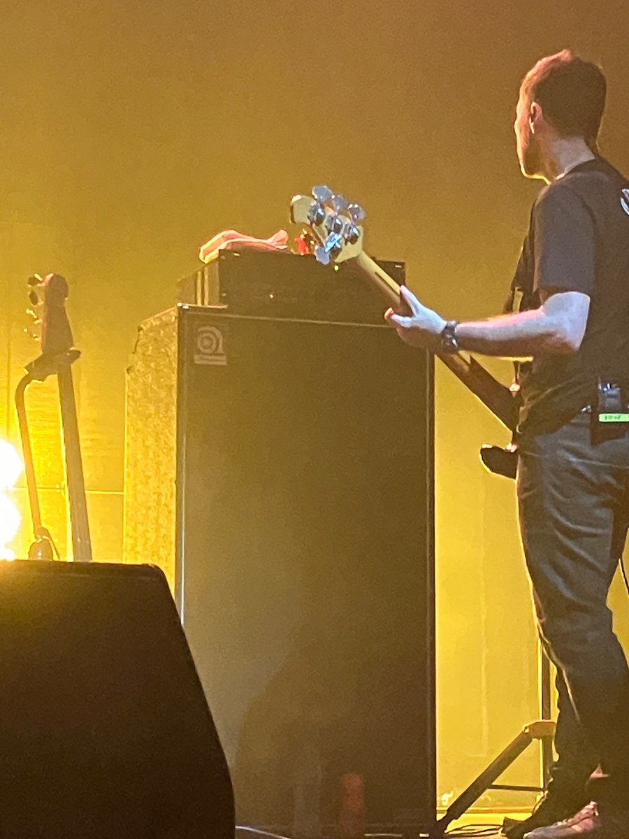 carol👿 tweet media