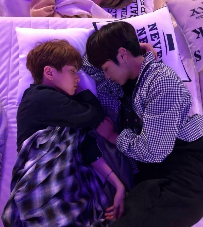 완타누 tweet media