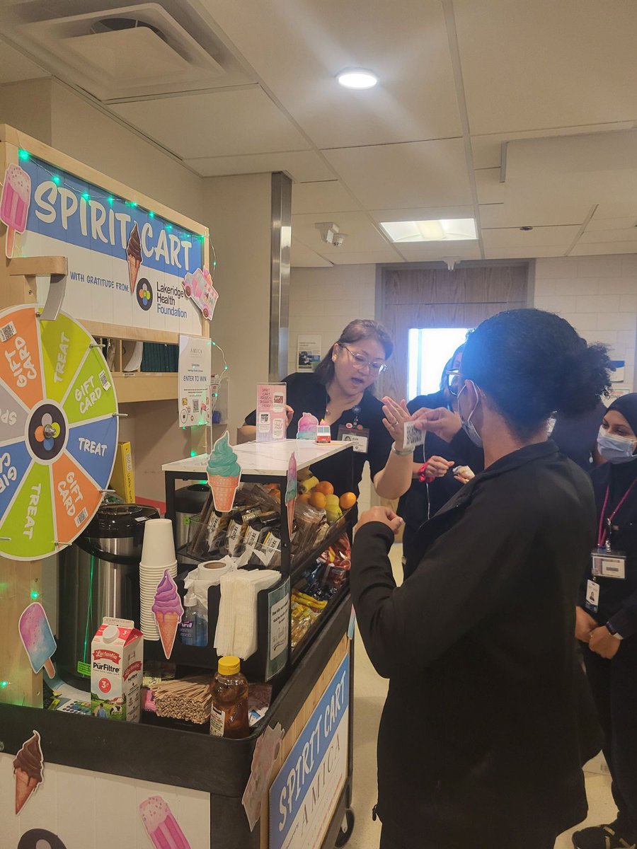 So much fun today with the #LHspiritcart and our team! <a href="/LakeridgeHealth/">Lakeridge Health</a>