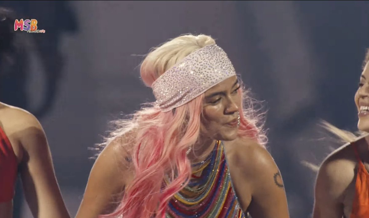 Hoy vivimos algo increíble contigo, Bichota ✨💕🫶🏻 Gracias Karol G por tanto amor en tu música, por ponernos a bailar y cantar como sólo tú sabes hacerlo ☀️💜 Eres increíble, y sí que ¡MAÑANA SERÁ BONITO FOREVER! 🥂🎉✨ Reina 🫶🏻 <a href="/karolg/">LABICHOTA</a>