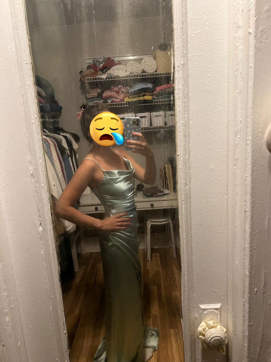 Arms are huge but I don’t think my stomach looks as bad as my arms in my moh dress