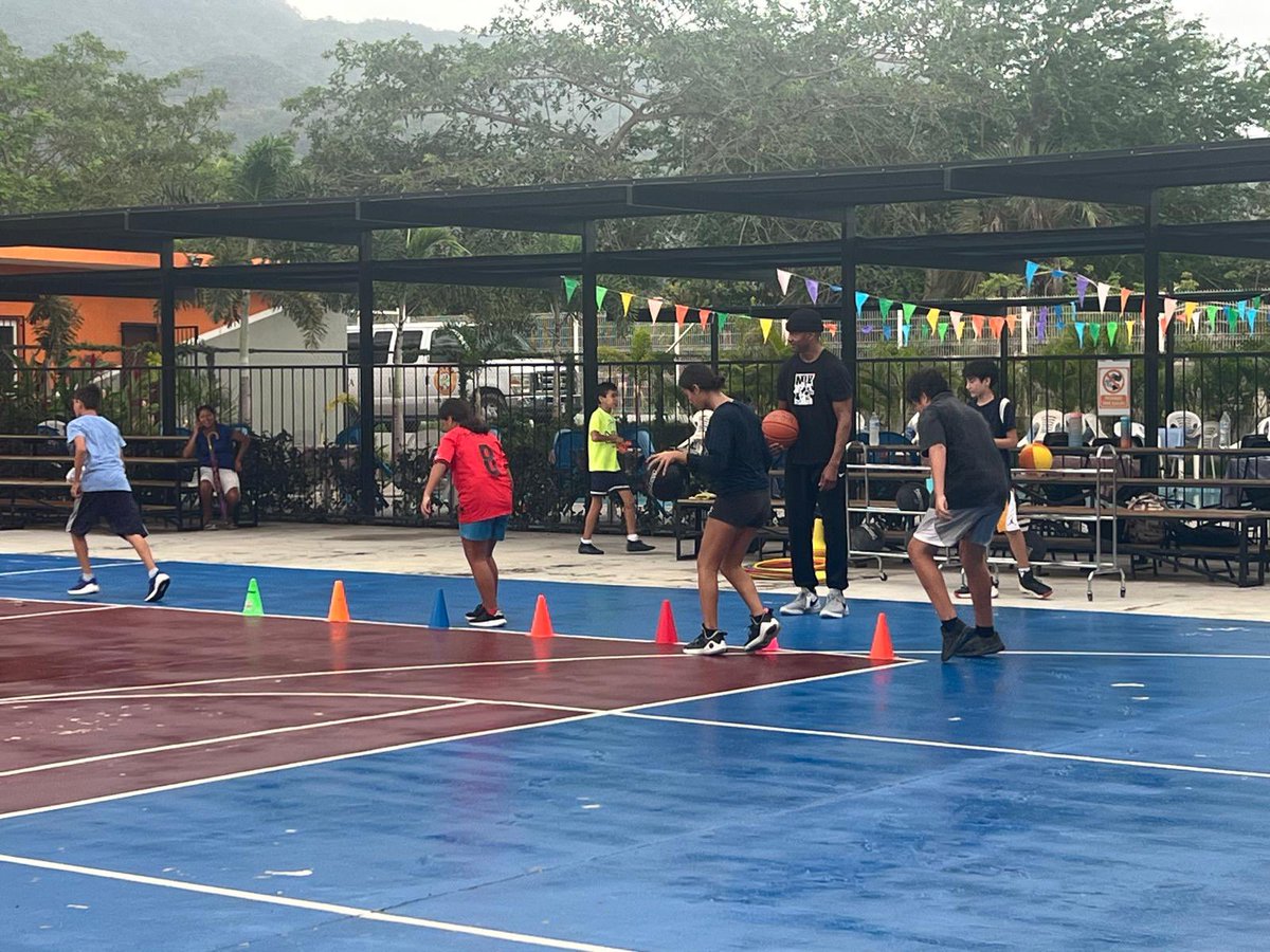 Bishop O'Dowd HS Girls’ Basketball tweet media