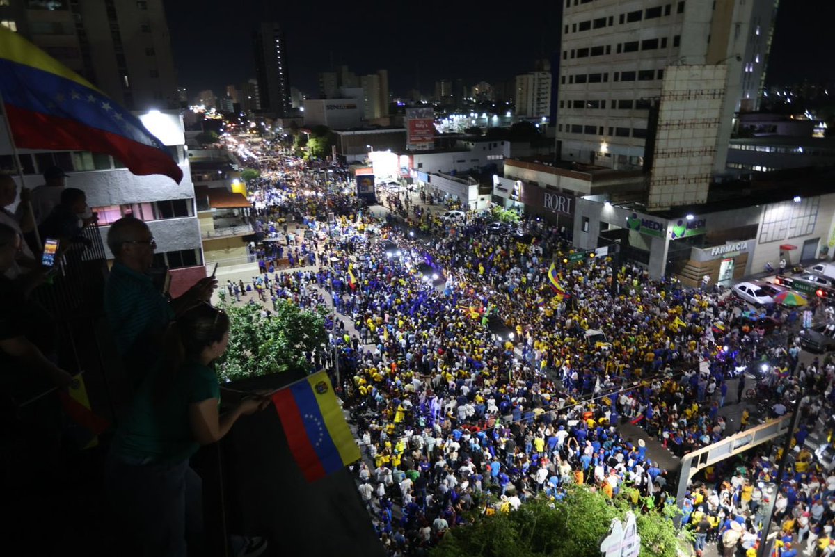 #VamosAGanar para unir a Venezuela.