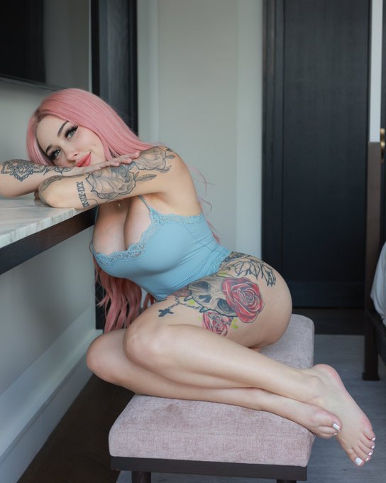 Page VIP for FREE let&rsquo;s go !! Follow now 😈 https://t.co/FdAh0JhDe1 https://t.co/CCPMBLvzMe