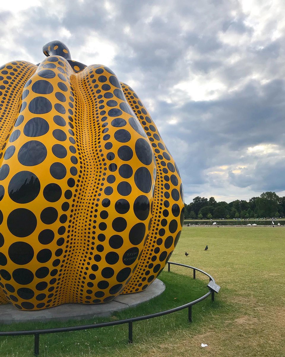 LeanneAmodeo's tweet photo. Sunny park day with #YayoiKusama @gerhard_richter and #MassStudies c/o the renowned @serpentineuk public works programme. My very first Serpentine Pavillion experience too!π€Έπ»ββοΈβ¨ #architecture #sculpture #art #greenspace #gallery #gardens #parks #publicengagement #London https://t.co/DrJpZqYtFm