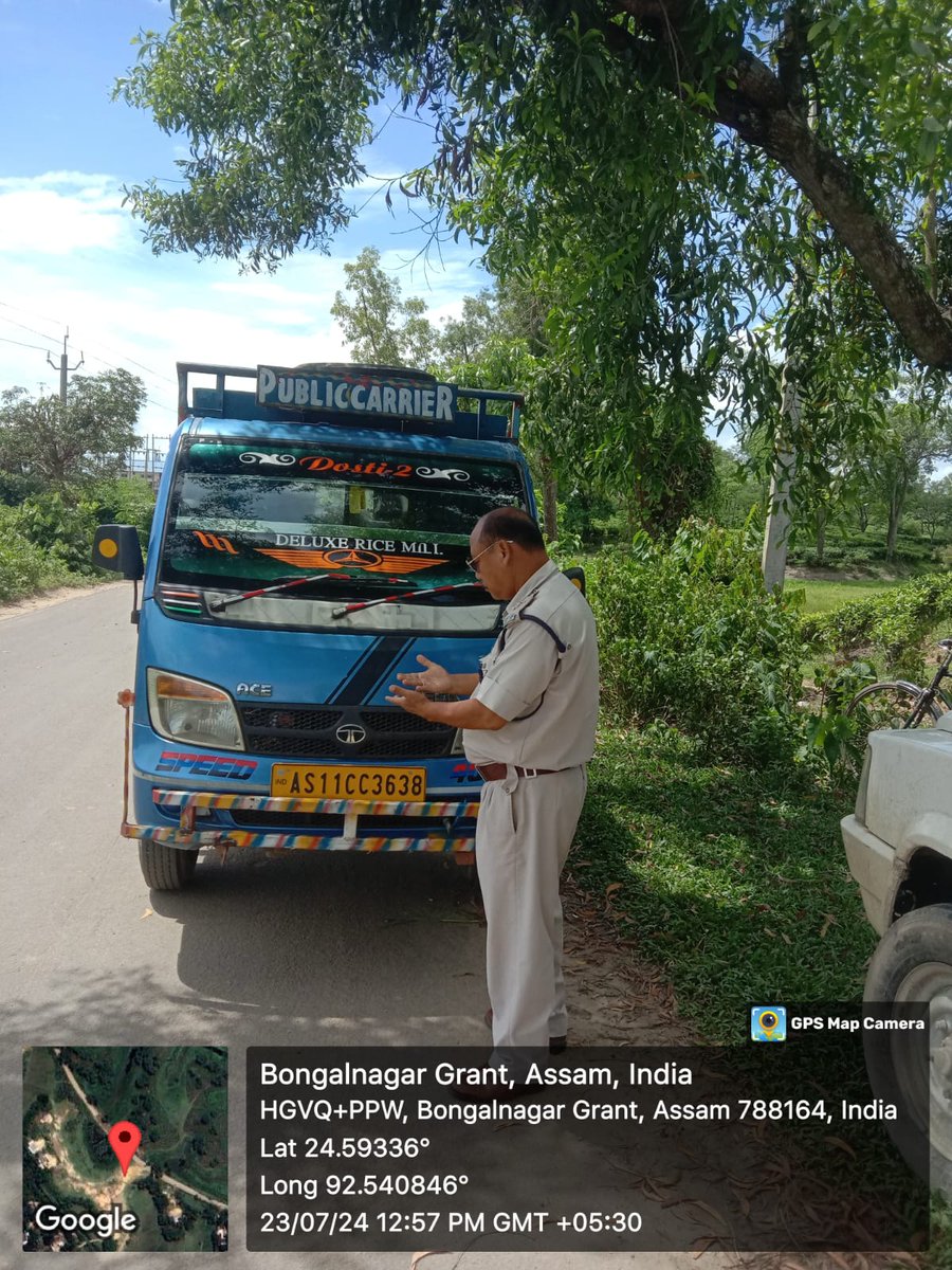 DTOHailakandi99's tweet photo. Enforcement drive against various offences on - 23/07/2024
W/O Seatbelt -01
W/O PUCC- 02
W/L DL- 01
W/O HSRP- 01
0thers- 02
@CMOfficeAssam @TransportAssam @Assamroadsafety @keshab_mahanta
@assampolice @gpsinghips #RoadSafety https://t.co/JOVb8ggr7M